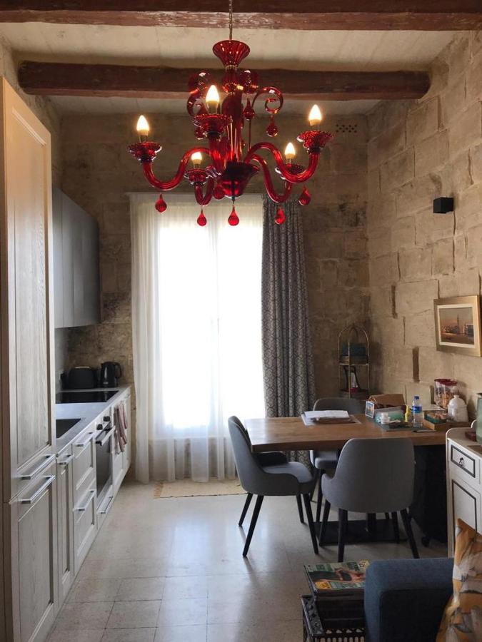 House Of Character In Historical Rabat Apartment Exterior photo