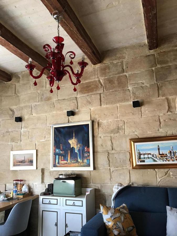 House Of Character In Historical Rabat Apartment Exterior photo