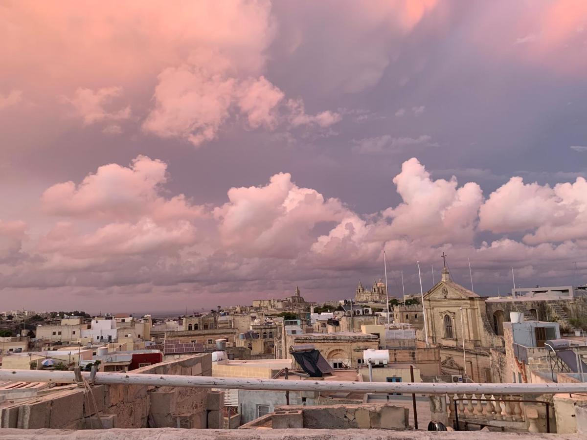 House Of Character In Historical Rabat Apartment Exterior photo